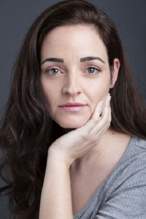 Allende Blanco as Martina