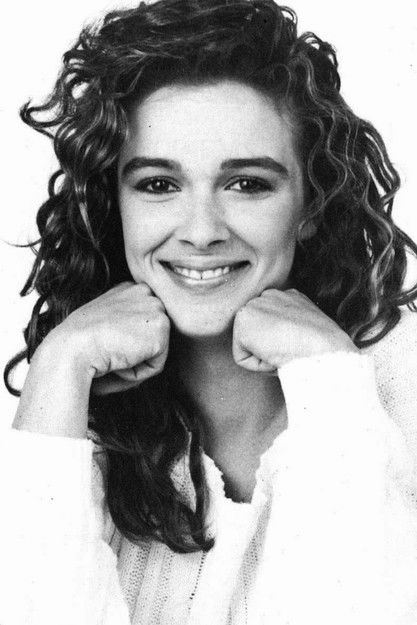 Alessandra Acciai as Paola