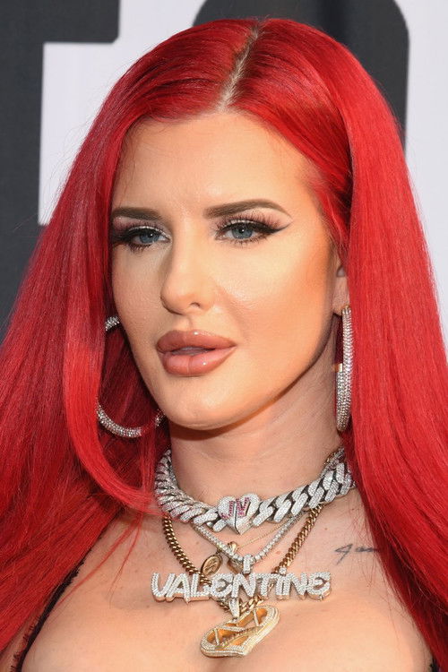 Justina Valentine as Missy