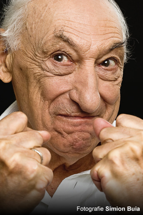 Theodor Danetti as Radulescu Nercea