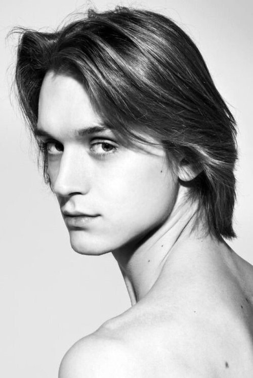 Denis Rodkin as Jose