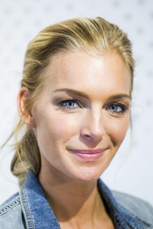 Kathrine Sørland as Victoria Hansteen