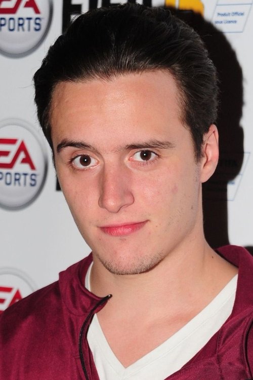 Hugo Dessioux as Jeune Guide