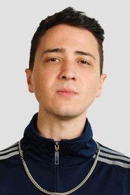 Furkan Murat Uğur as Akif