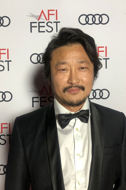 Kim Jong-man as Chuck