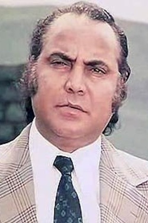 Om Shivpuri as Mr. Oswal