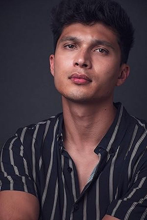 Chris Labadie as Joey