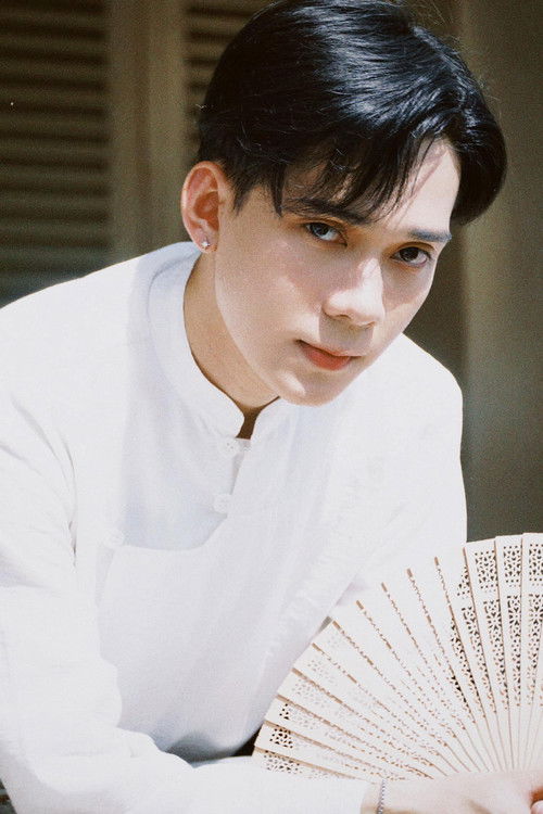 Tôn Thất Tâm Đức as Bảo Phong