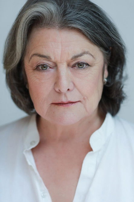 Delia Lindsay as Tweedy Woman