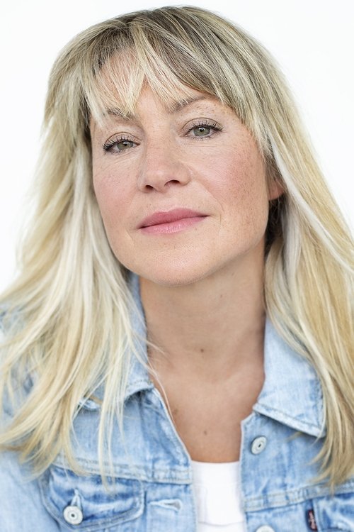 Pascale Delhaes as Diane Masson