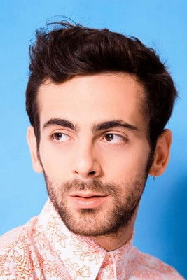 Guido Botto Fiora as Lucas