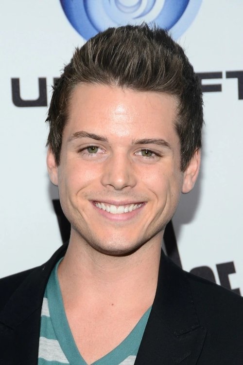 Drew Osborne as Eddie May