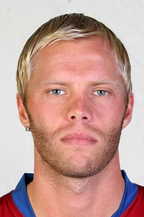 Eiður Guðjohnsen as Self