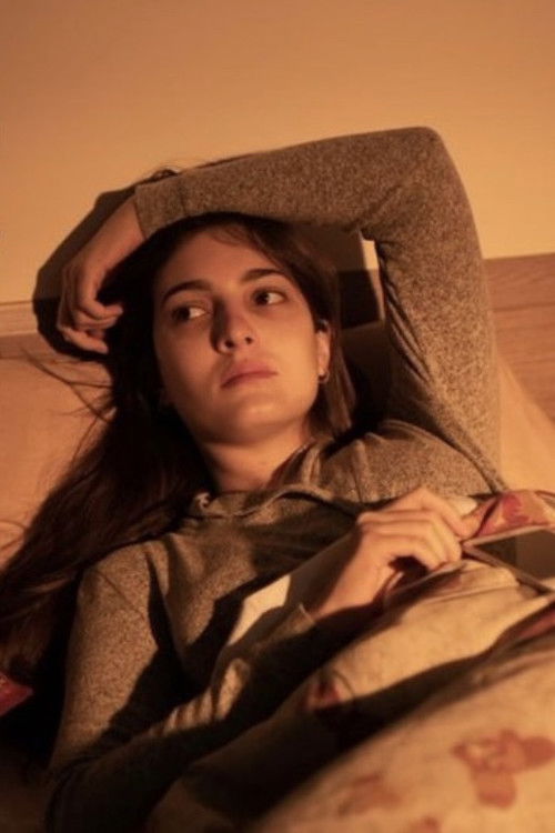 Mariana Lucena Rizzo as Lis (jovem)