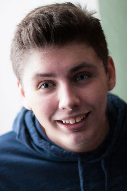 Zachariah Supka as Tomás