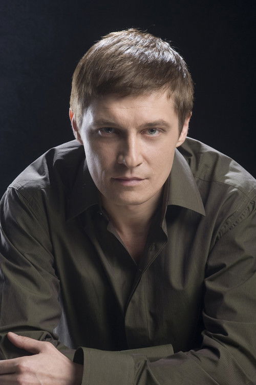 Dainius Gavenonis as Simonas