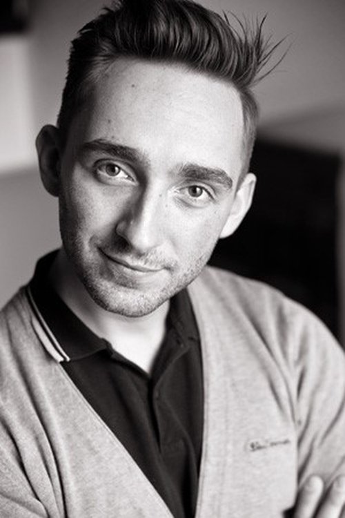 Fabian Oscar Wien as Rudi