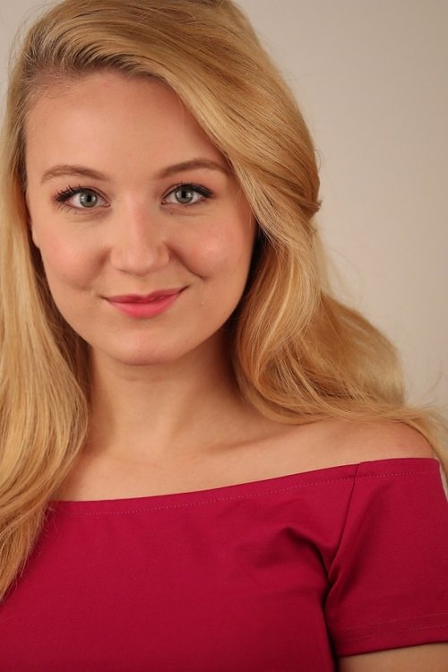 Tuesday Grant as Lisa