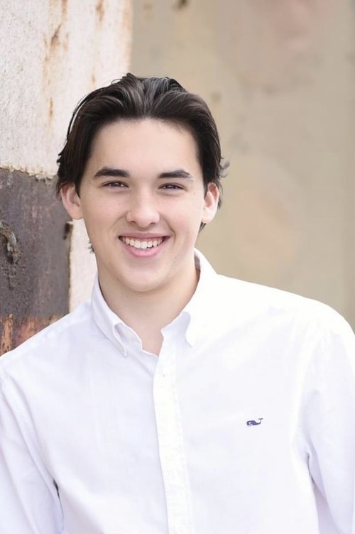 Ethan Lavigne as Contestant