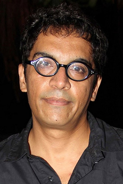 Vrajesh Hirjee as Monty