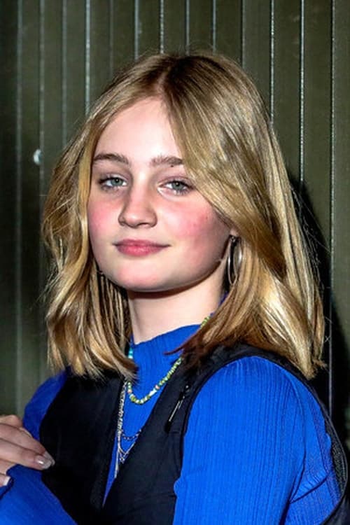 Saar Rogiers as Valerie