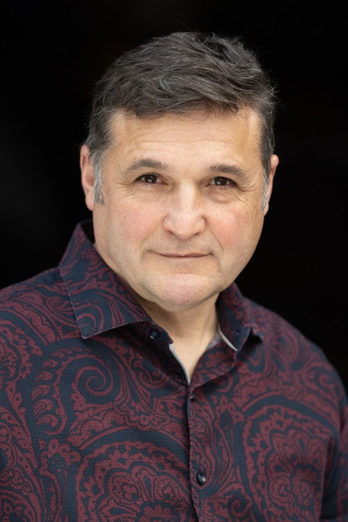 Richard Duva as Richie