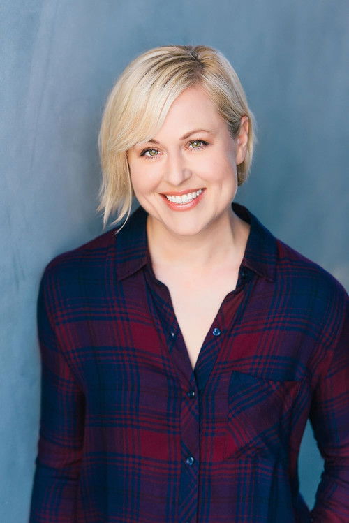 Kelly Donahue as Ice Agent #2