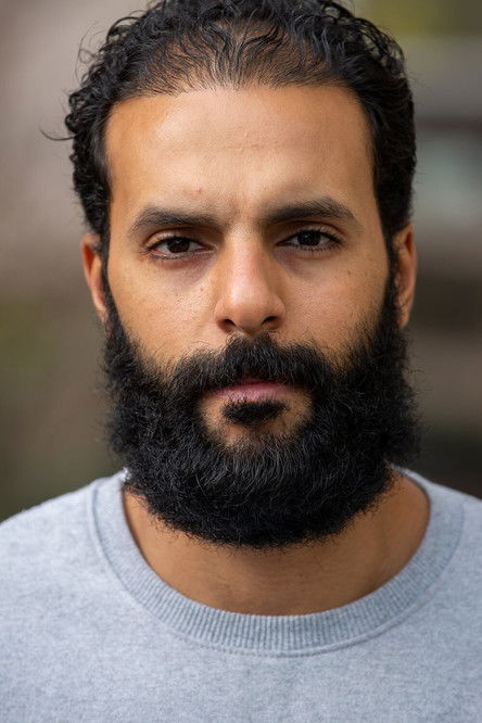 Nidal Kahloul as Tarek