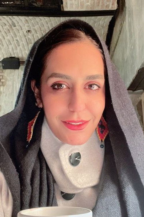 Pardis Shiravani as Nikzad