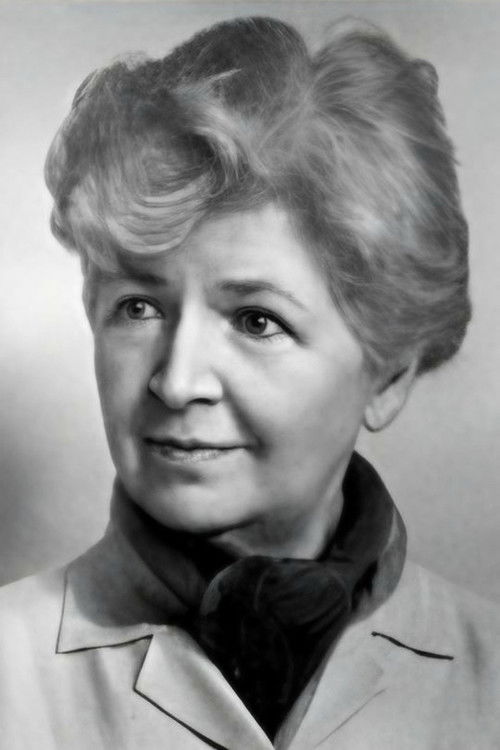 Sofya Fadeyeva as Mother