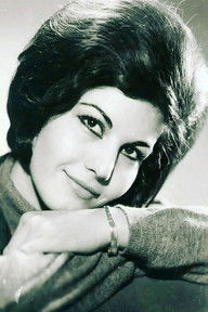 Pouri Banaei as Leila