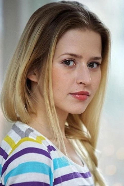 Janna Lisa Dombrowsky as Lisa