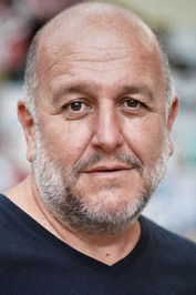 Thierry Rousset as Paulo Gonçalvès