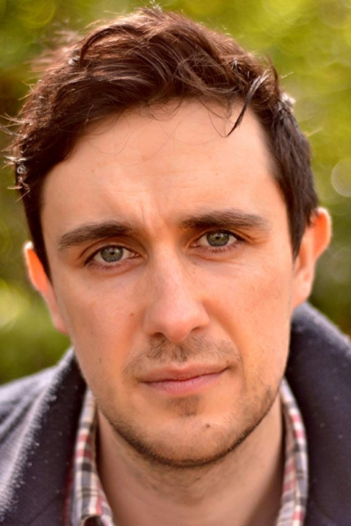 Ciaran Grace as Glen