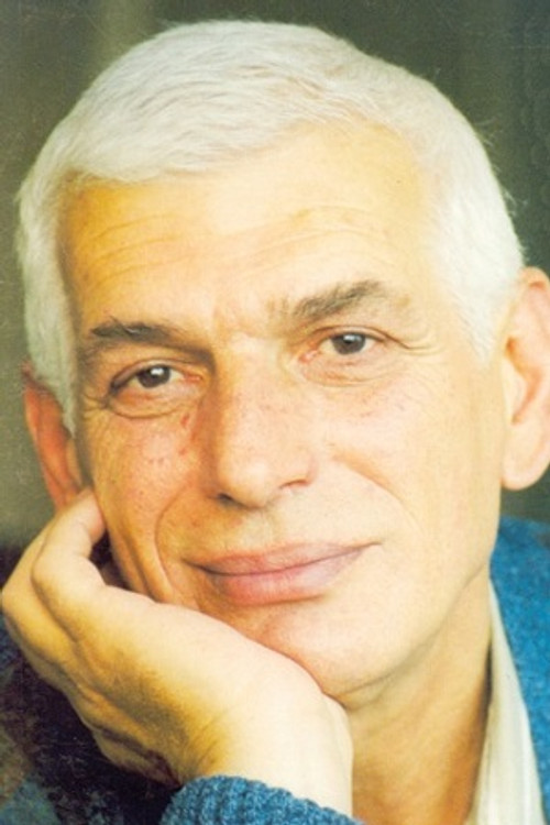 Jemal Moniava as Askhat