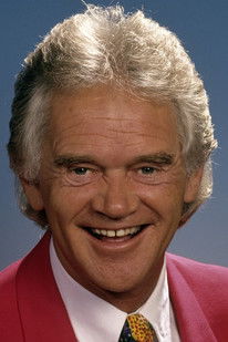 Yngvar Numme as Erling Langbakken