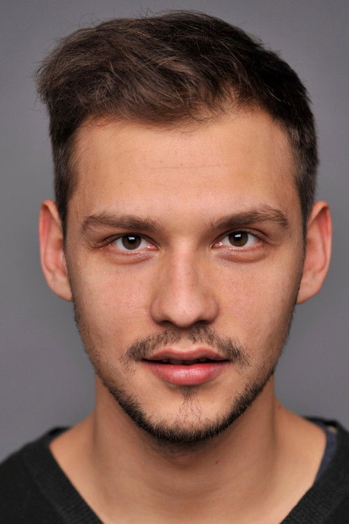 Mark Filatov as Gigi