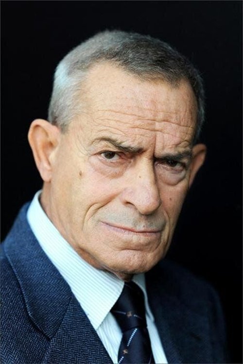 Eros Pagni as L'automobilista