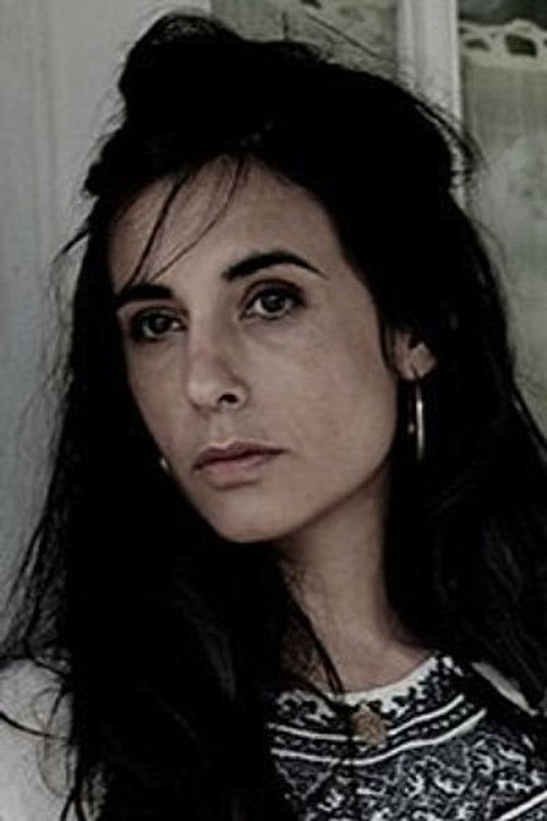 Mélodie Abad as Anna Ronquillo