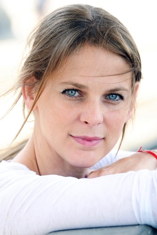 Hillary Baack as Ella