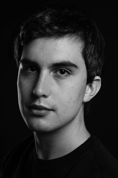 Bernabé Madrigal as Miguel Tapia