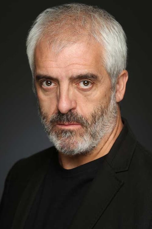 Vicente Vergara as Gonzalo