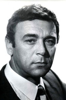 Andrii Podubynskyi as Чекіст Семен Семечкін