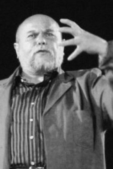 Franco Urban as Carla's Neighbour