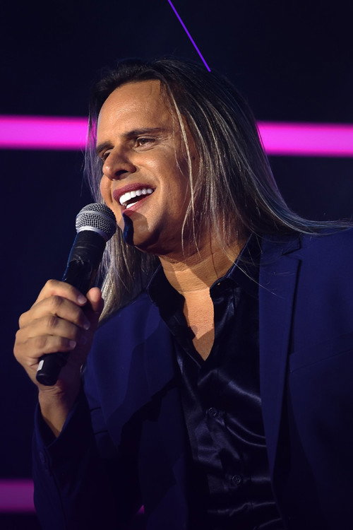 Marlus Viana as Marlus Viana