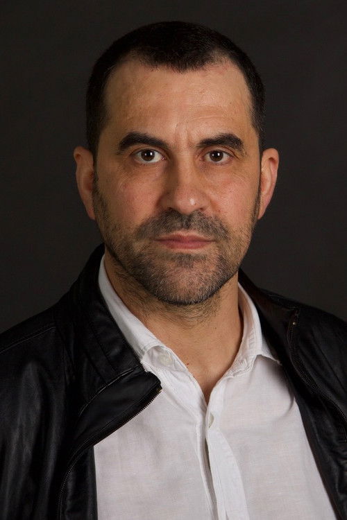 Massimiliano Nocco as Carabiniere