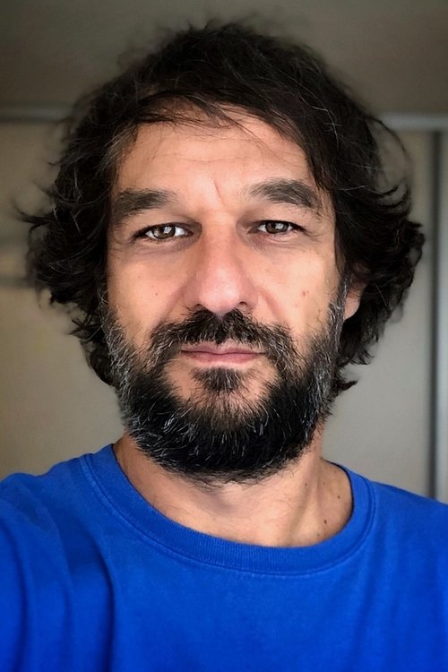 Slobodan Maksimović as Edo