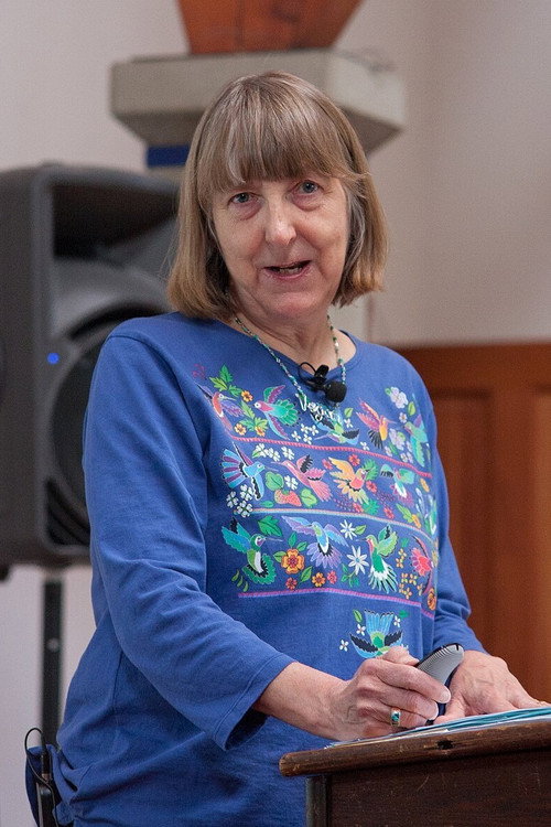 Carol J. Adams as Elle-même