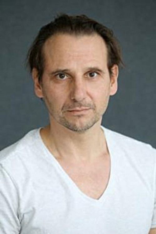 Jost Grix as Leonhard Seif