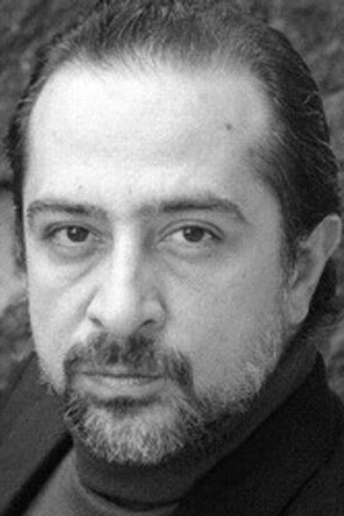 Paolo Marchese as Carceriere (voice)